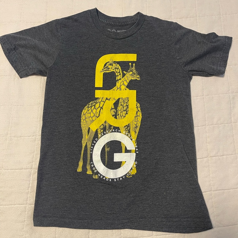 LRG giraffes kid shirt